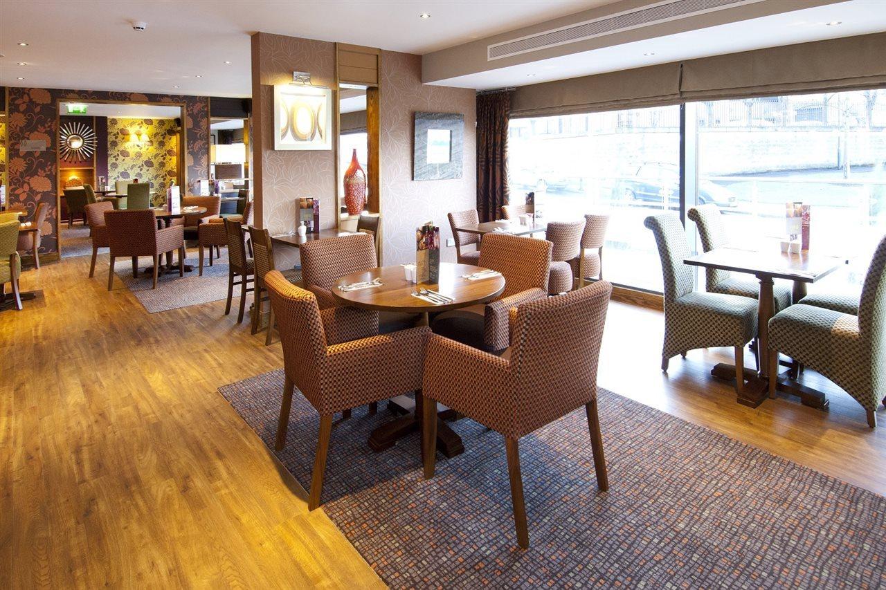 Premier Inn Bradford Central Esterno foto