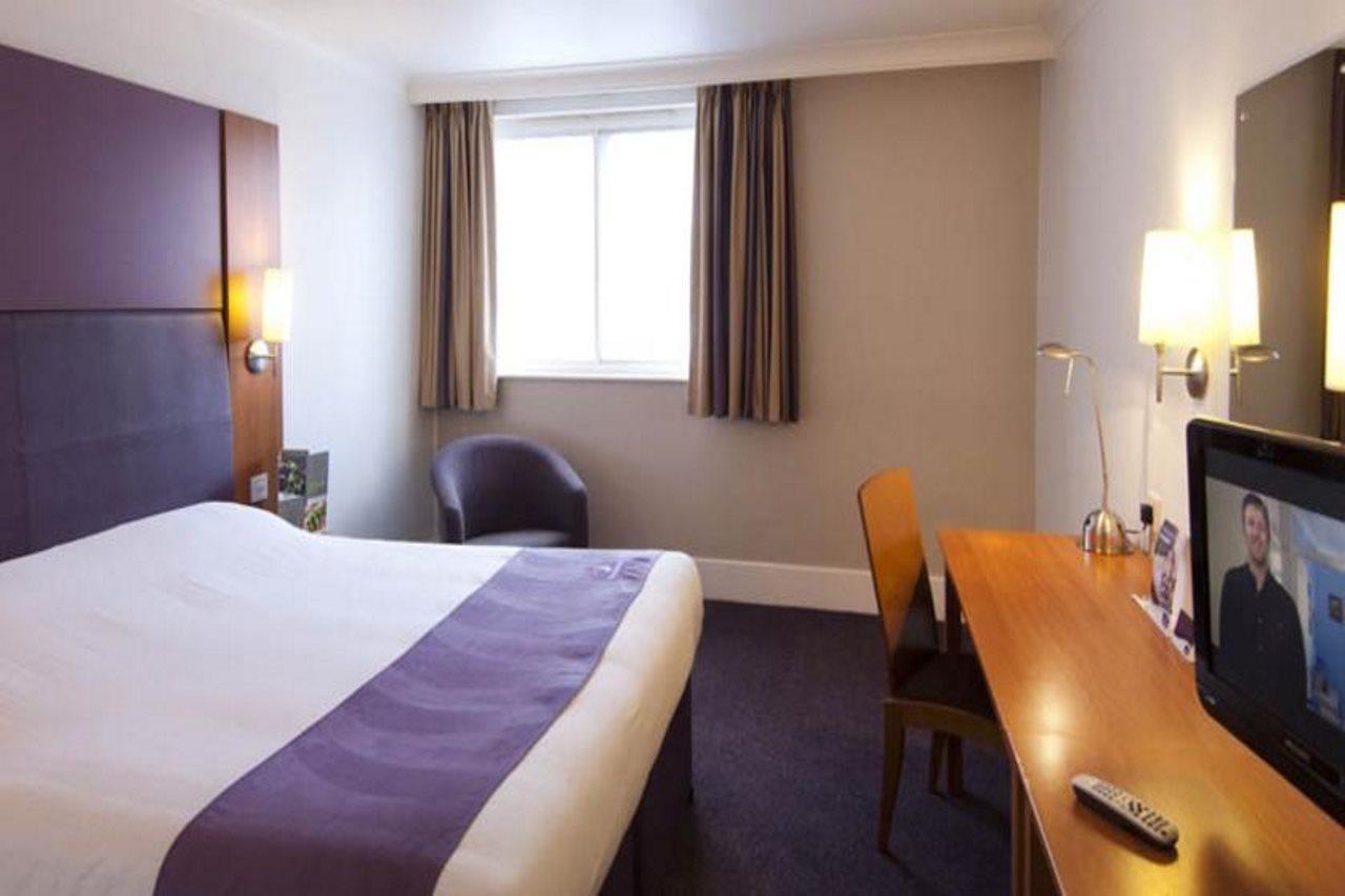 Premier Inn Bradford Central Esterno foto