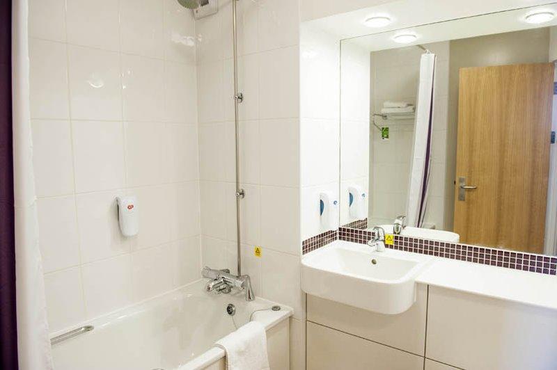 Premier Inn Bradford Central Esterno foto