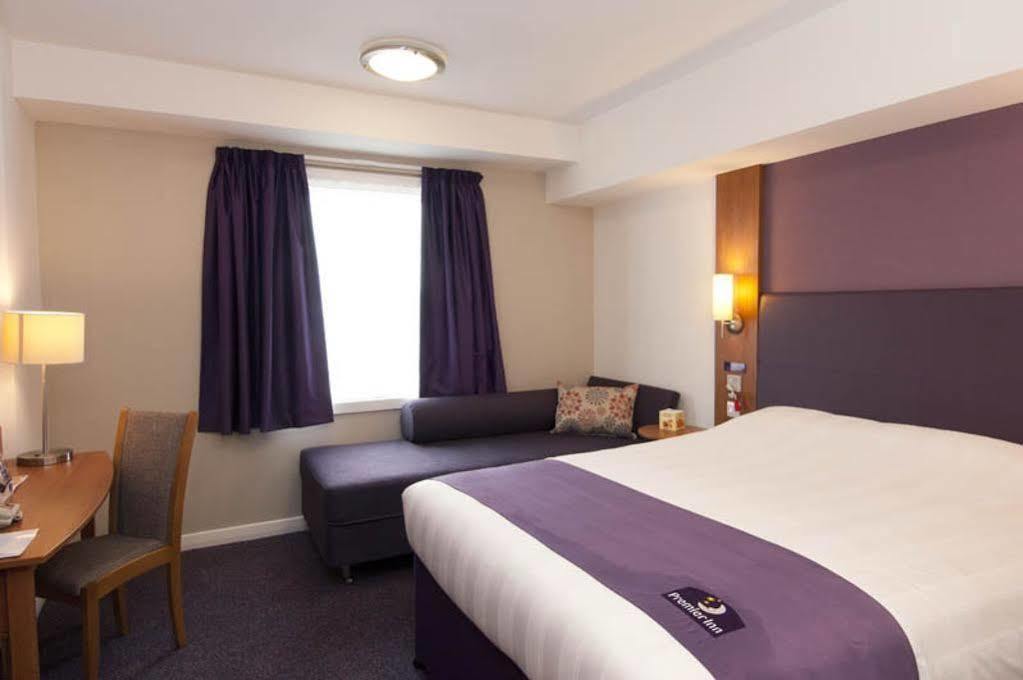 Premier Inn Bradford Central Esterno foto