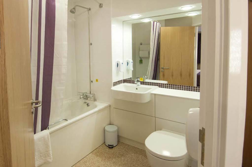 Premier Inn Bradford Central Esterno foto