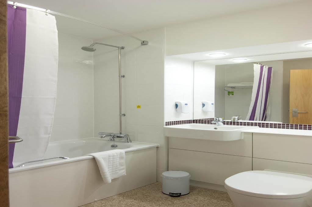 Premier Inn Bradford Central Esterno foto
