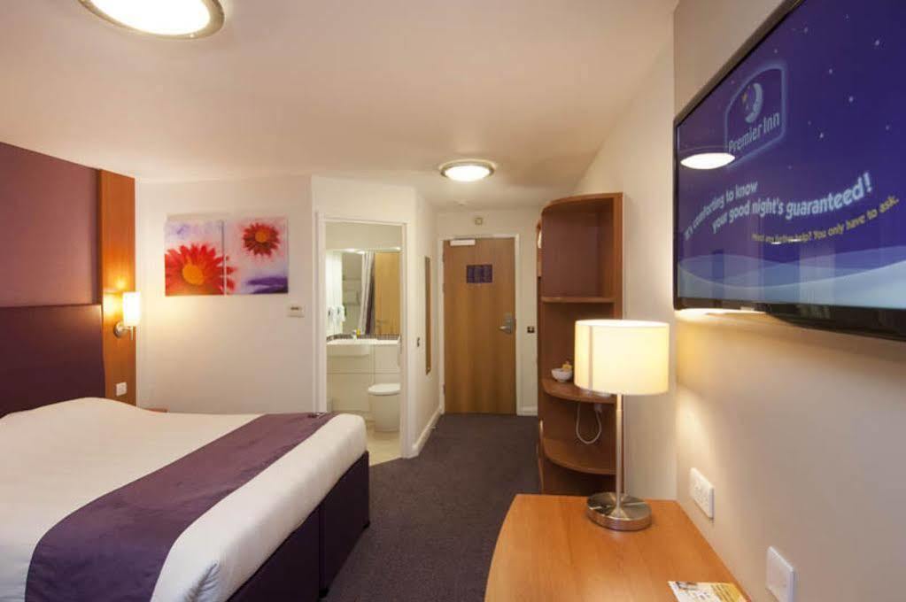 Premier Inn Bradford Central Esterno foto