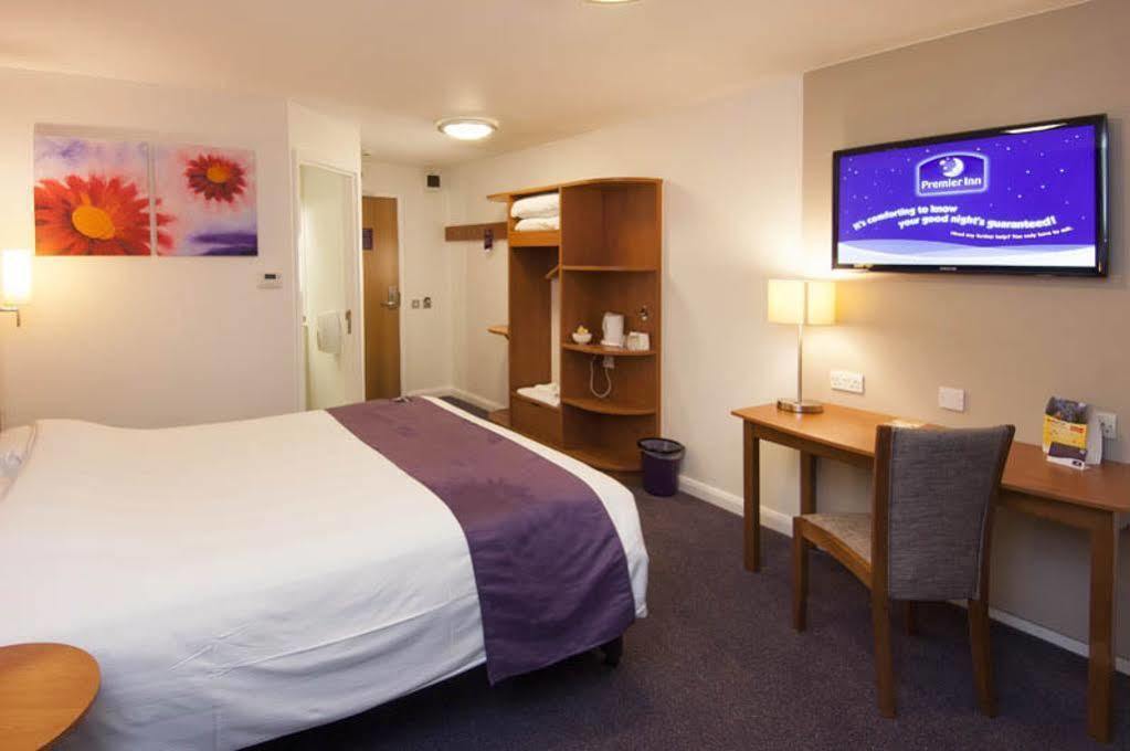 Premier Inn Bradford Central Esterno foto